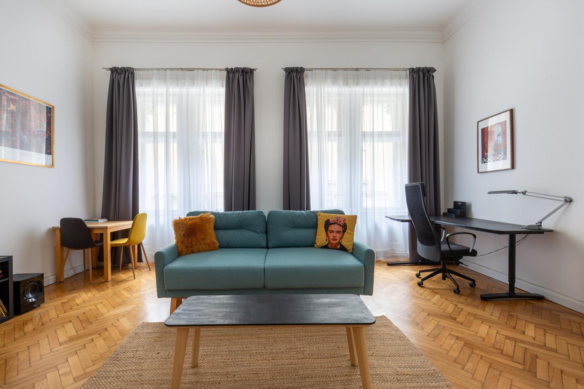 D8 Sphinx Apartman Boedapest Buitenkant foto